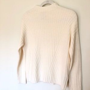 Old Navy Sweaters - Cream Mock Neck Ribbed Sweater Old Navy Sweaters - Cream Mock Neck Ribbed Sweater